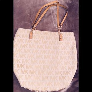 Michael kors bag/tote